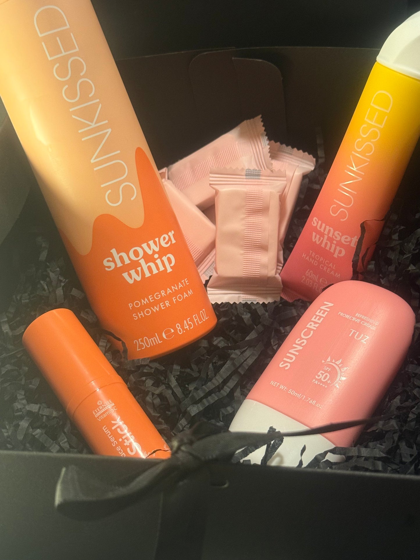 The Juicy Box - Summer Vibes & Dangerously Dewy Skin (5-Piece Set)