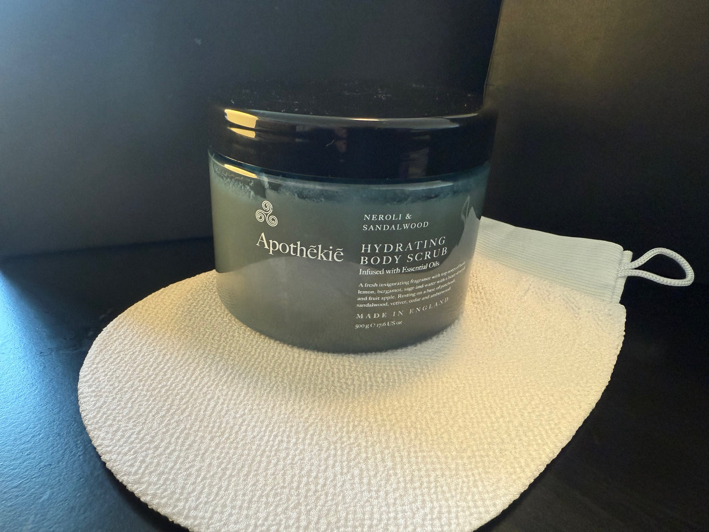 Neroli & sandalwood body scrub